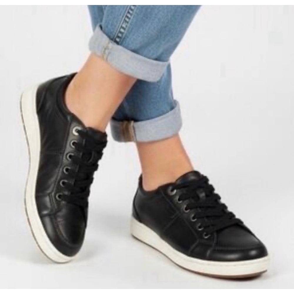 Taos Onward Leather Sneakers Womens 8.5 Black Excellent Low Top Shoes Support